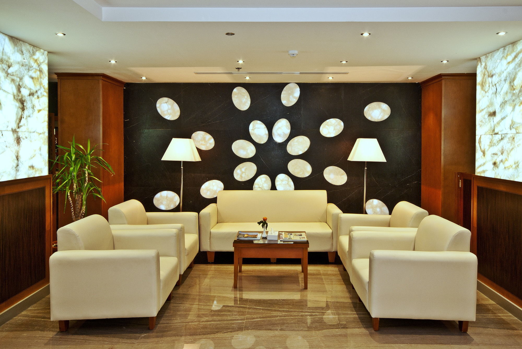 Jeddah Blue Hotel Екстериор снимка